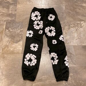 Men’s Sweats Size Small